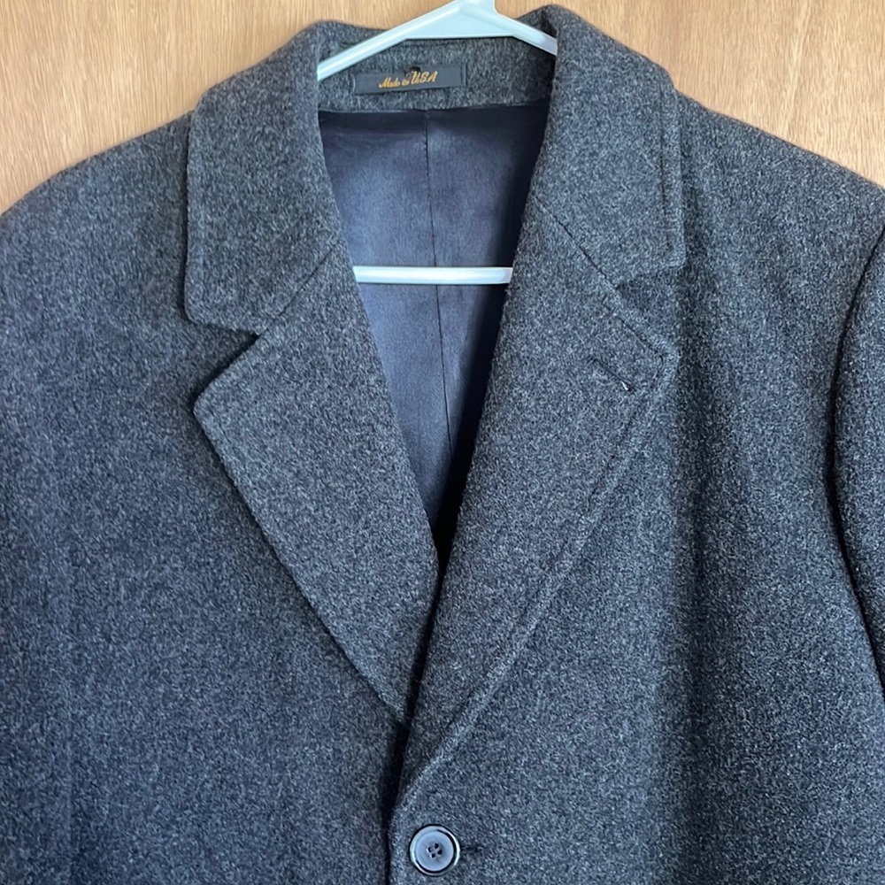 Men's Vintage Heavyweight Wool Size 40 London Fog. Made In USA .